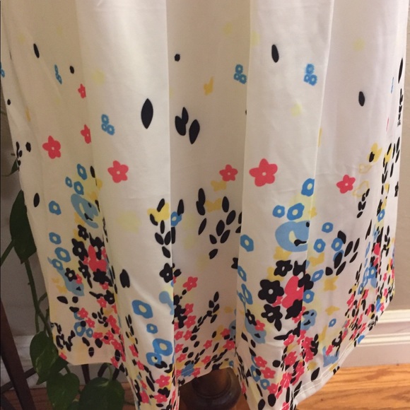 SALE!! BNWT!!! Classic Fashion Collection Dress M - Picture 4 of 8